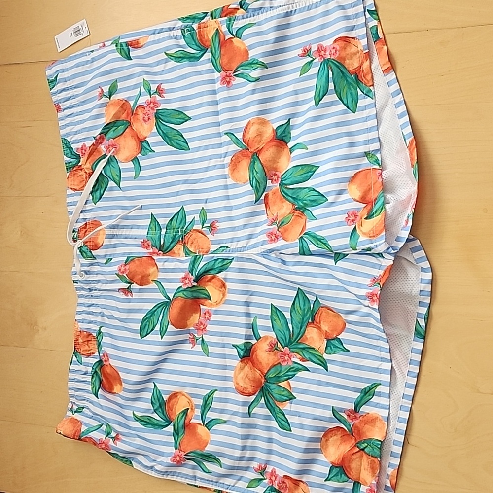Old Navy XXXL stripped peaches swim trunks w pockets